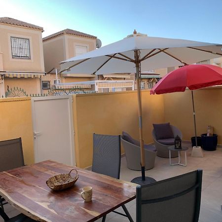 Holiday House Torrevieja Exterior foto